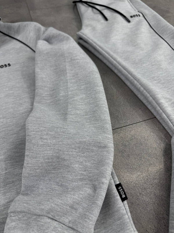 Komplet sportowy męski BOSS, klasyczny szary z czarnymi paskami i prostymi nogawkami