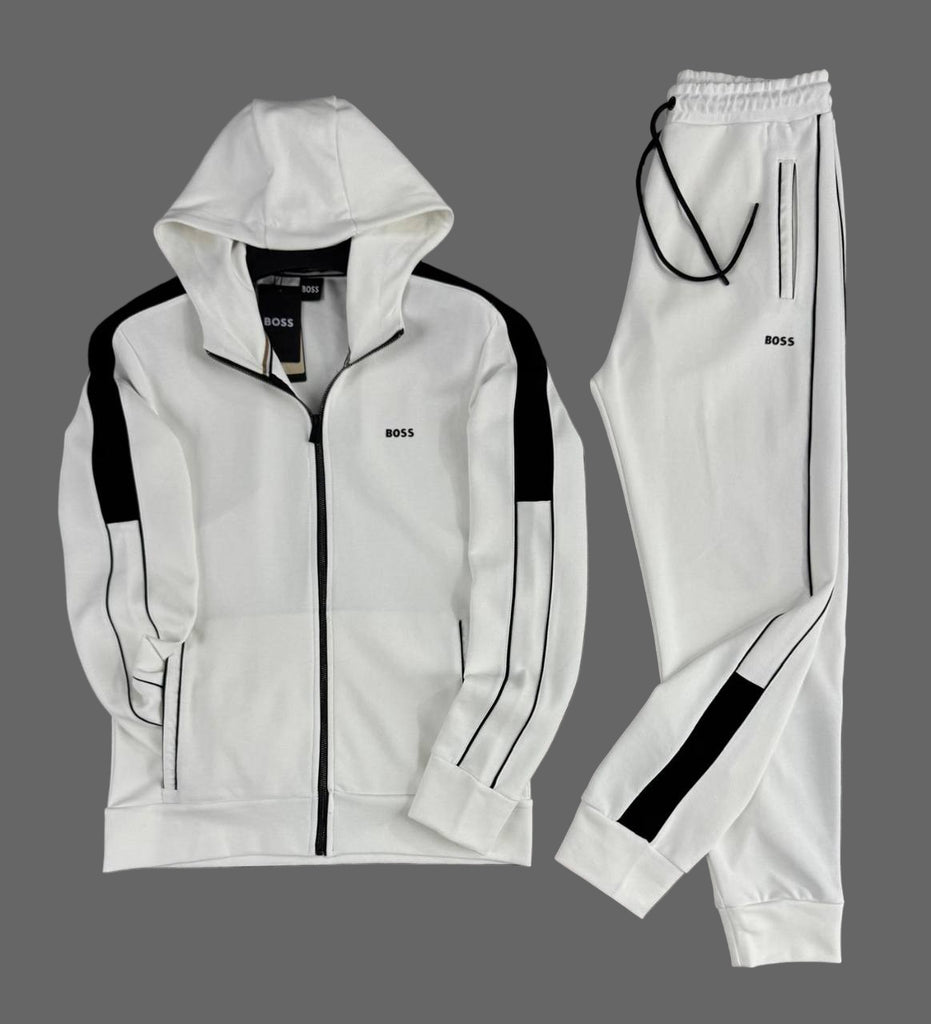 Męski dres BOSS, ekrú z czarnymi paskami.