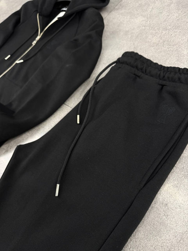 Męska drużyna sportowa AMI, czarna