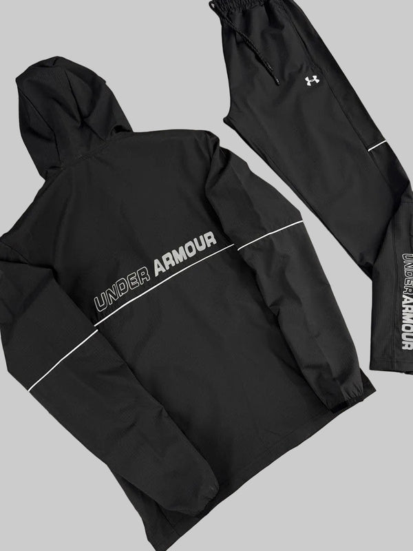 Męski dres Under Armour, czarny – materiał wodoodporny