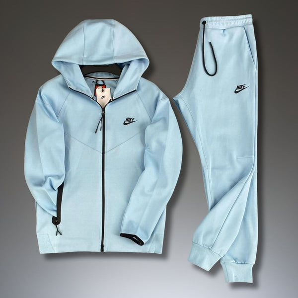 Męski dres Nike Tech Fleece, jasnoniebieski. Model 2023. Najwyższa jakość
