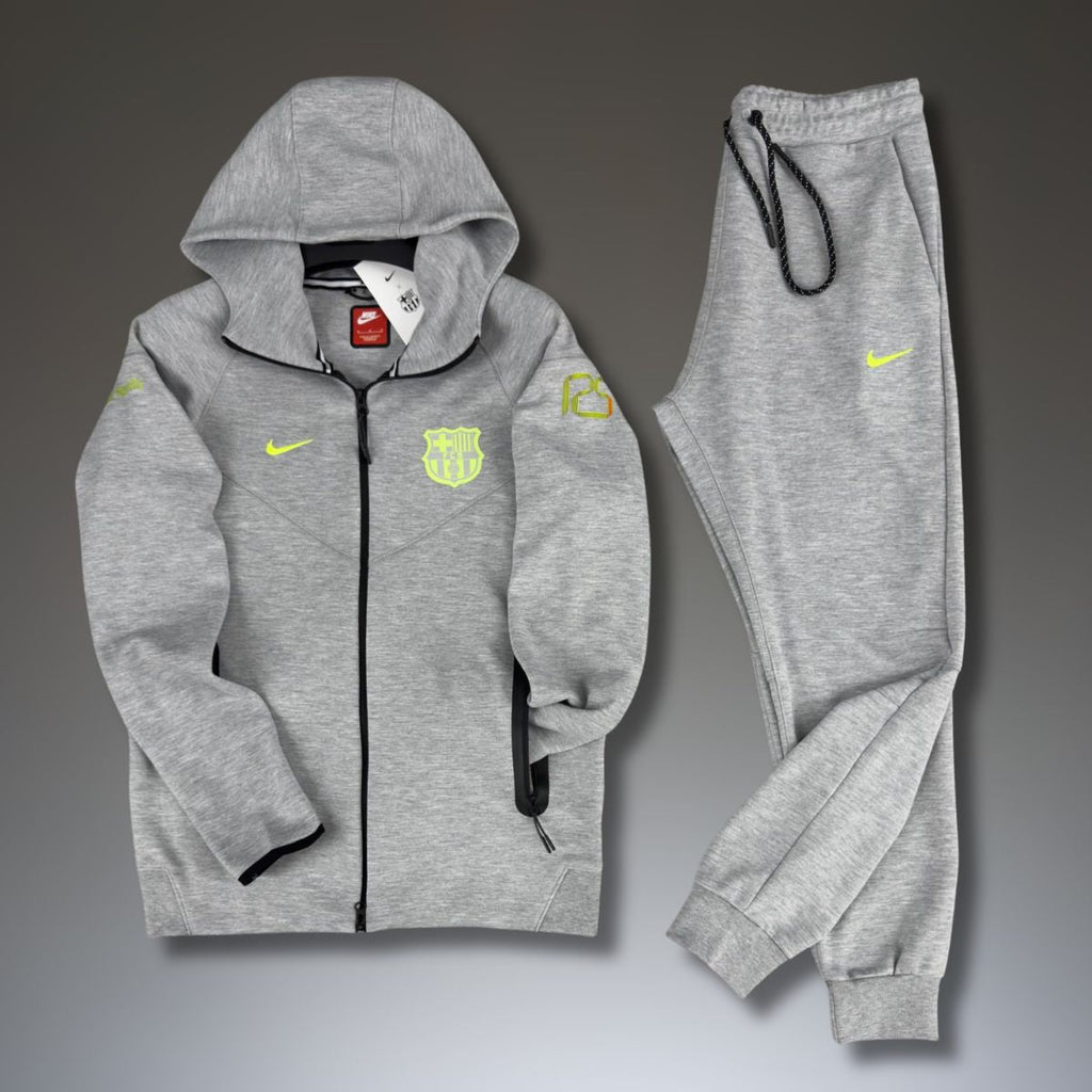 Męski zestaw sportowy Nike Barcelona Tech Fleece, klasyczny szary. Jakość premium