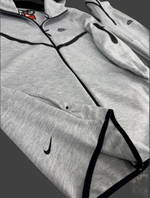 Męski komplet sportowy Nike Tech Fleece, klasyczna szarość. Model 2024. Jakość premium.