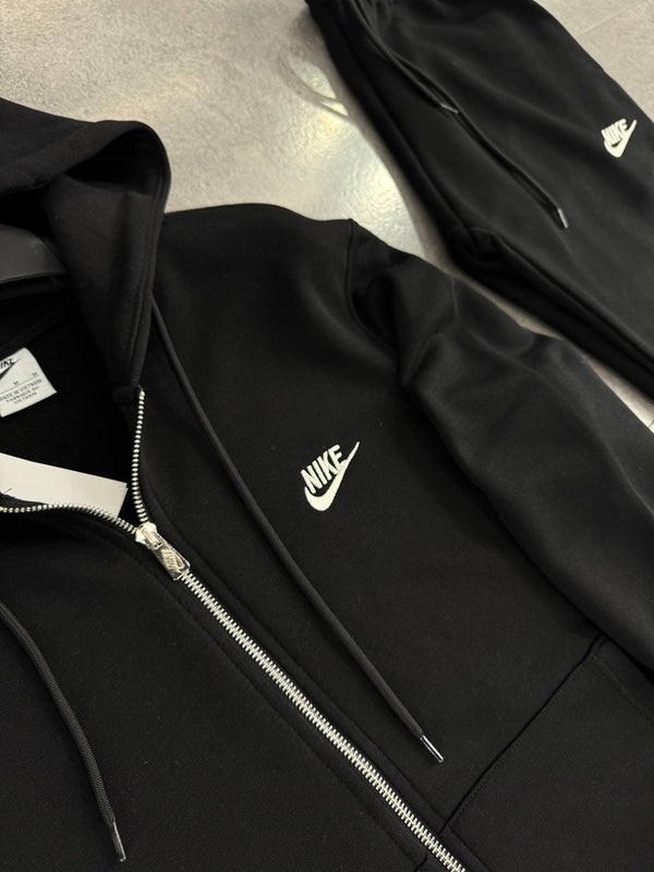 Męska odzież sportowa Nike, czarny, z białym logo