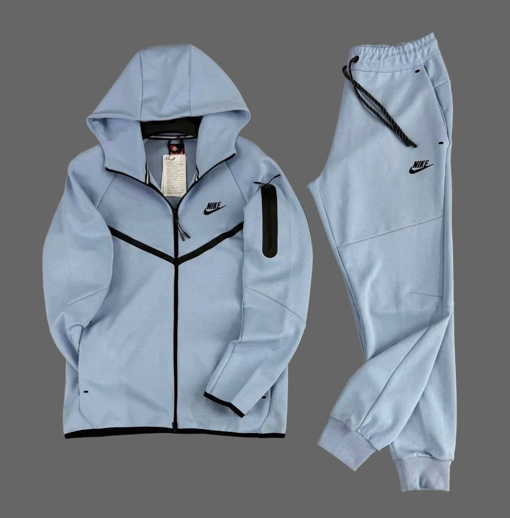 Męski dres Nike Tech Fleece, jasnoniebieski