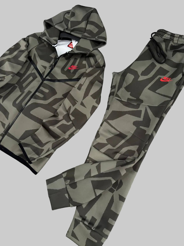 Męski dres Nike Tech Fleece, oliwkowo-zielony z brązowymi wzorami