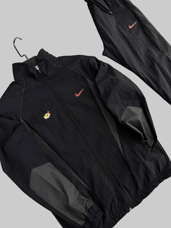 Męski dres Nike, czarno-szary – materiał hydrofobowy