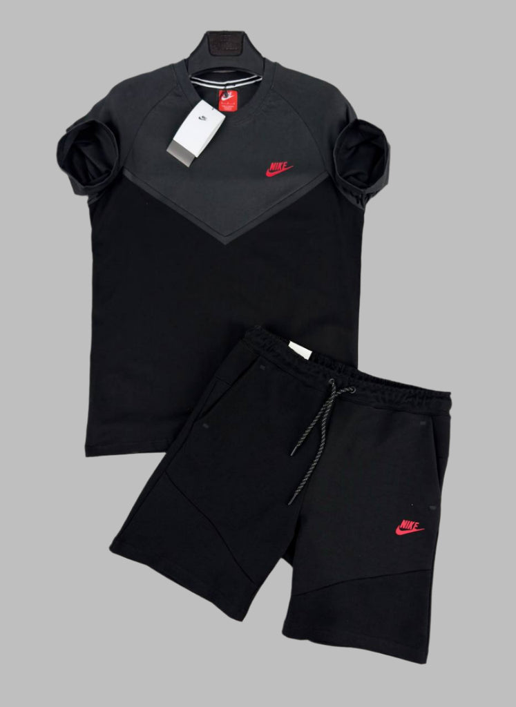 Zestaw męski Nike Tech Fleece składający się z dwukolorowej koszulki, grafitowo-czarnej, oraz czarnych spodenek. Najwyższa jakość.