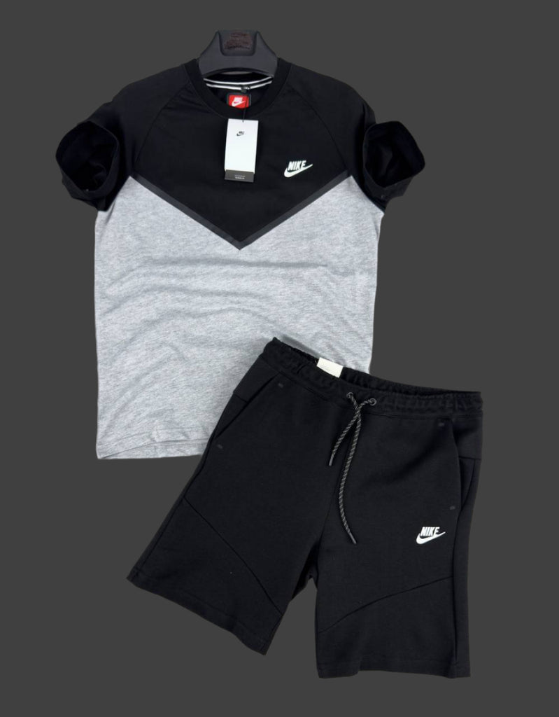 Komplet Nike Tech Fleece dla mężczyzn, składający się z dwukolorowej, czarnej i klasycznej szarej koszulki oraz czarnych spodenek. Najwyższa jakość.