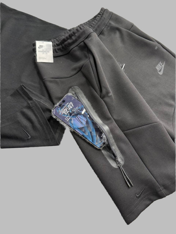 Męski zestaw Nike Tech Fleece – koszulka i szorty, szaro-zielony i czarny. Wysoka jakość premium.