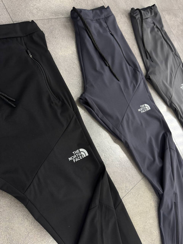 Spodnie dresowe The North Face męskie, czarne.