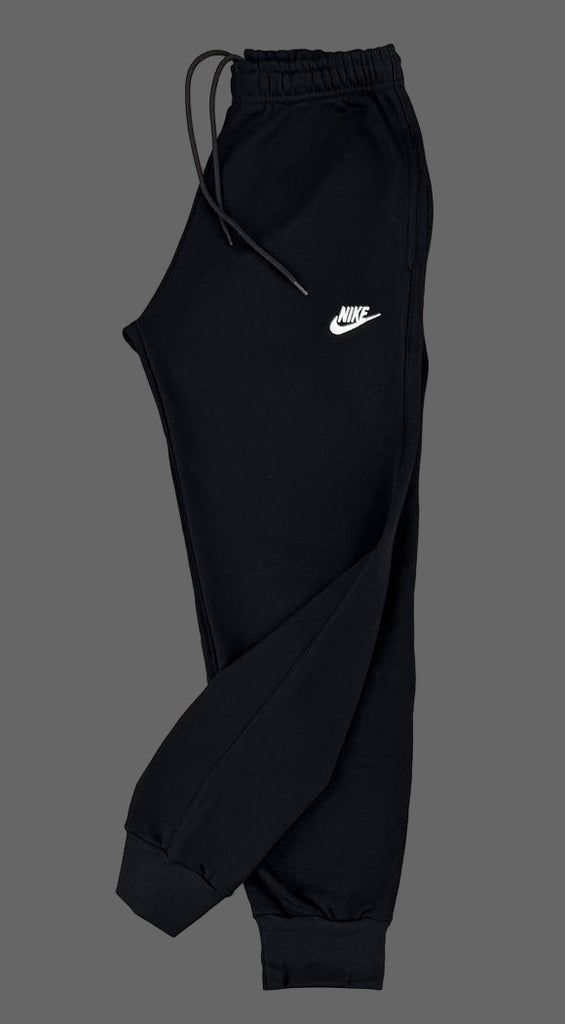Spodnie dresowe Nike męskie, czarny z białym emblematem