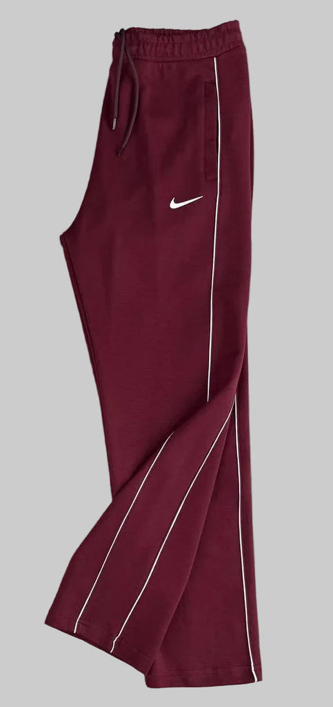 Męskie spodnie dresowe Nike, bordowe z dwiema białymi paskami